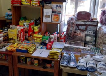 A&J語言學校福利社